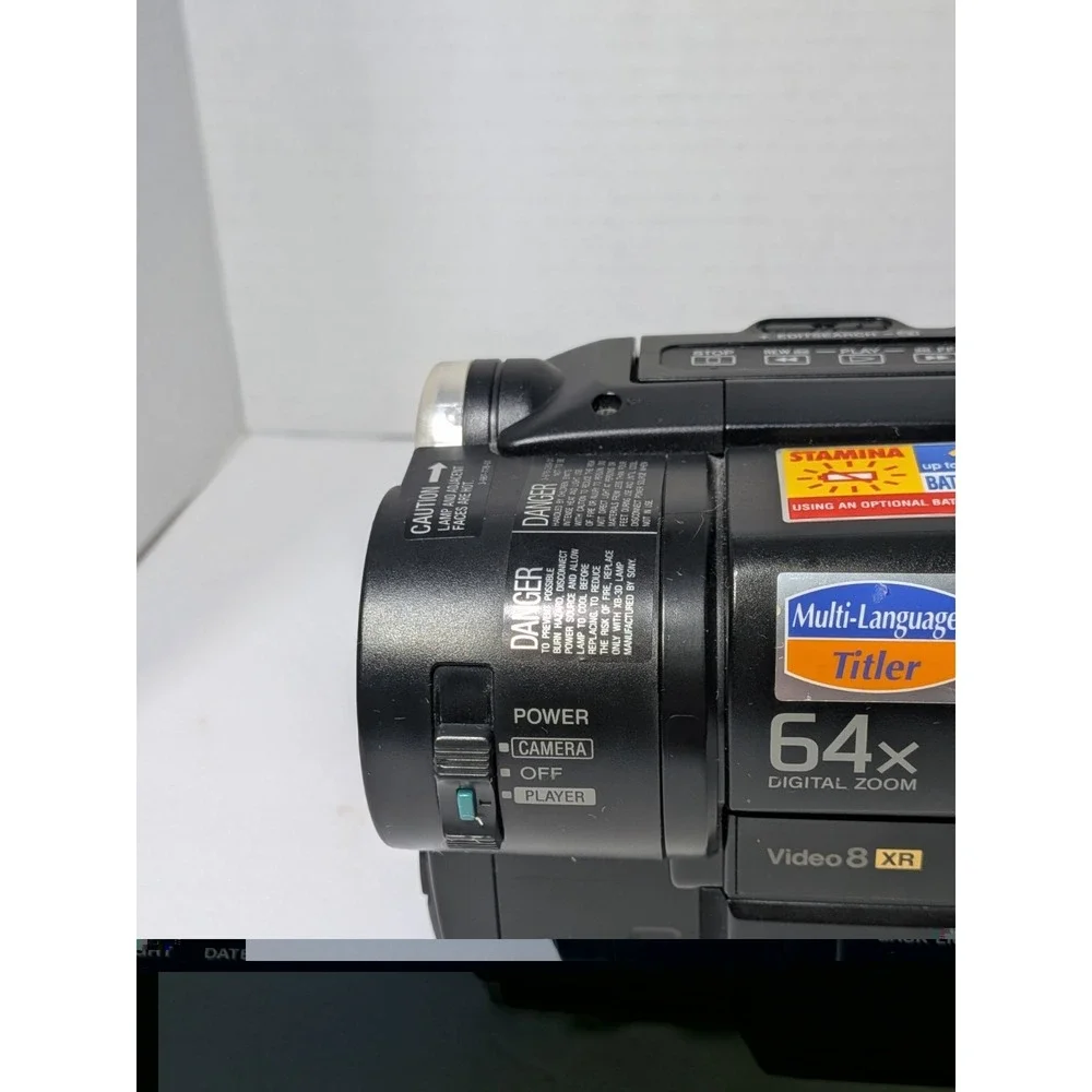Sony Handycam CCD-TR67 8mm Analog Camcorder Battery And Charger Tested Working